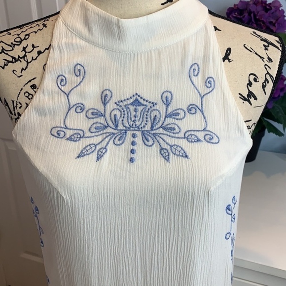 Roberta Embroidered Shift Dress XS - Picture 3 of 6